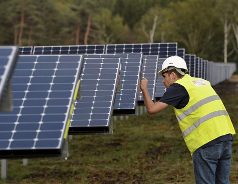 ENGIE veut connecter les éoliennes et les panneaux solaires à la Blockchain