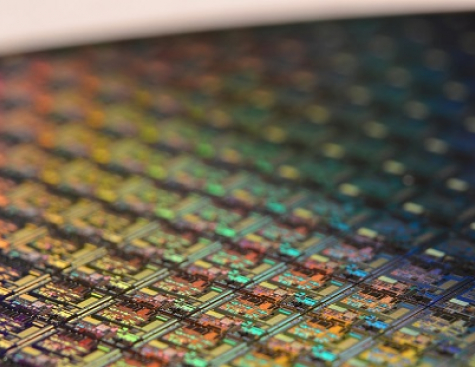 Heating Silicon To Power Tomorrow’s Battery?